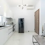 Blue Horizon 1st Floor - 2br *